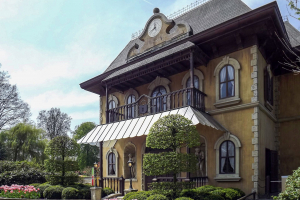 Huis van Houdini • Vekoma Mad House