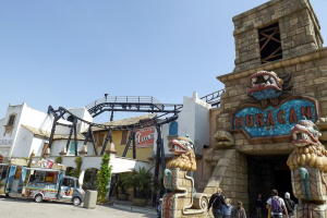 Huracan • Zierer Indoor Force Coaster