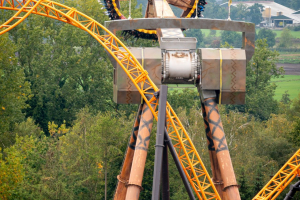 Sledgehammer • HUSS Giant Frisbee • Bobbejaanland