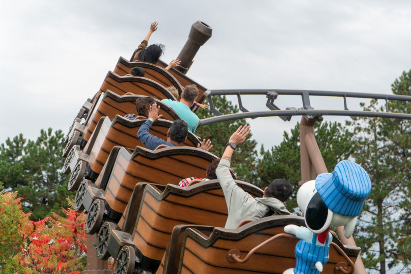 Snoopy's Racing Railway