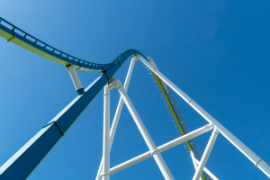 Fury 325