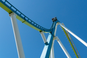 Fury 325