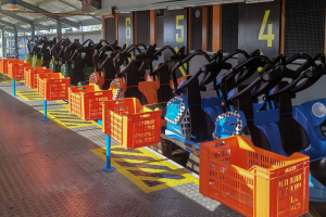 HotWheels Sidewinder • Arrow Looping Coaster