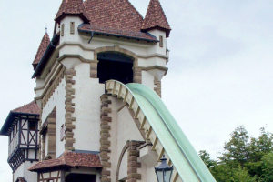 Badewannen-Fahrt zum Jungbrunnen • Mack Rides Log Flume