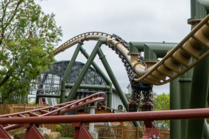 Hals über Kopf • Vekoma Suspended Thrill Coaster