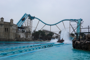 Atlantika SuperSplash • Mack Rides Super Splash