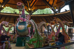 Spinning Dragons • Mack Rides Dinokarussell
