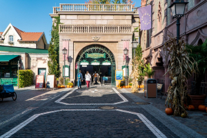 Voletarium • Brogent Technologies Flying Threater