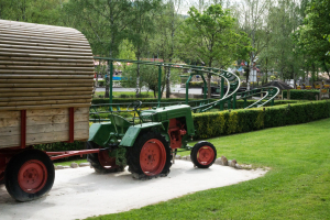 Eichhörnchenbahn • Zierer Force One