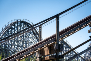 Colossos - Kampf der Giganten • Intamin Wooden Coaster
