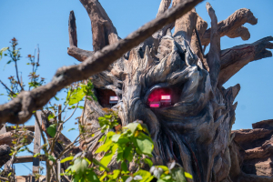 Colossos - Kampf der Giganten • Intamin Wooden Coaster