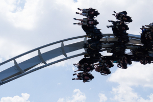 Flug der Dämonen • B&M Wing Coaster