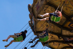 La Ola • Zierer Wave Swinger