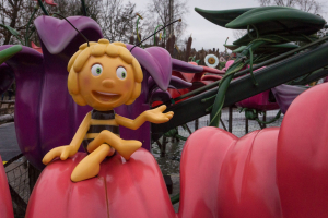 Majas Blütensplash • Zierer Flying Fish