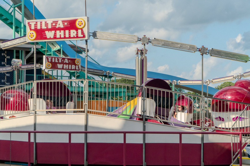 Tilt-a-Whirl
