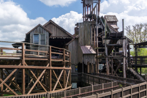 The Beast • In-House built Wooden Coaster