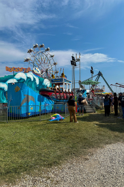 Eagle 16 Ferris Wheel