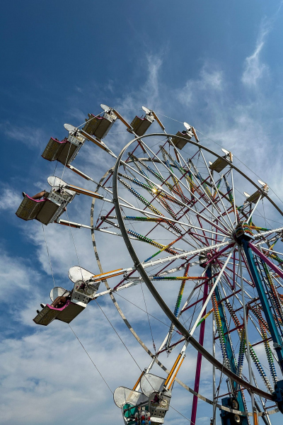 Eagle 16 Ferris Wheel
