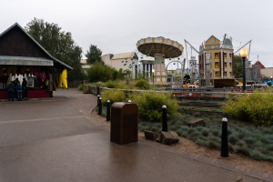 Pier Side Carousel • Zierer Wave Swinger