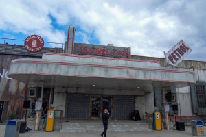 Van Helsing's Factory • Gerstlauer Bobsled Coaster