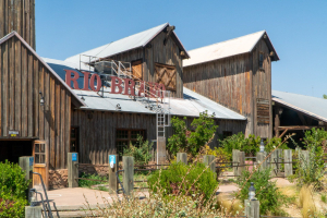 Rio Bravo • Intamin Flume Ride • Parque Warner