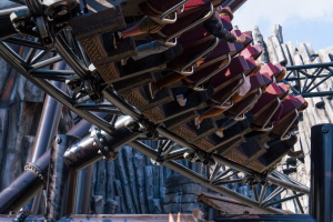 Taron • Intamin LSM Launch Coaster