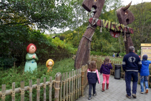 Vicky The Ride • Gerstlauer Spinning Coaster