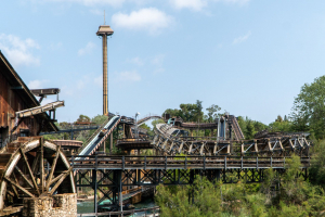 Silver River Flume • Mack Rides Log Flume • Port Aventura Pa