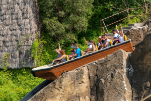 Tutuki Splash • Intamin Spillwater • Port Aventura Park