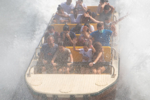 Tutuki Splash • Intamin Spillwater • Port Aventura Park