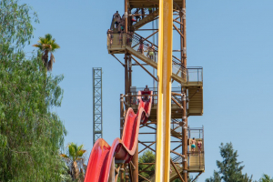 Ciclón Tropical and King Khajuna • Proslide MultiBump and Fre