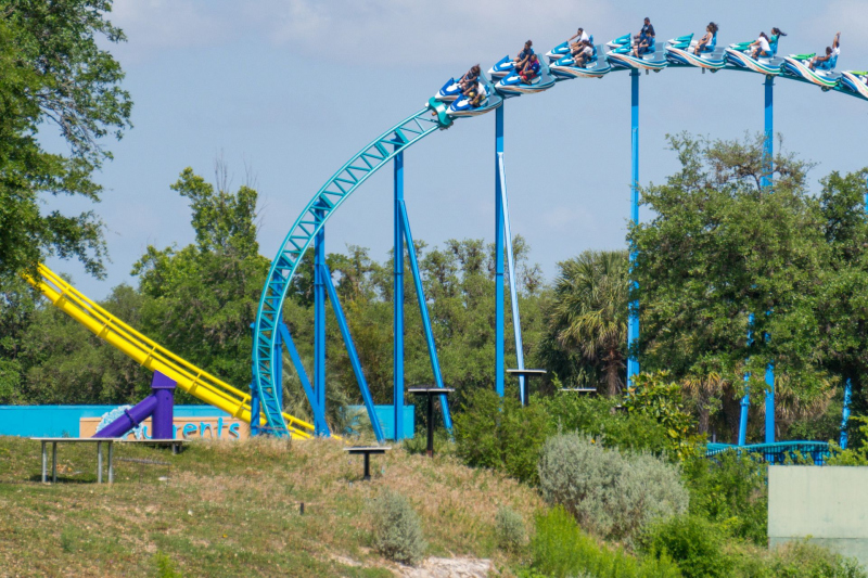 Wave Breaker • Intamin Family Launch Coaster