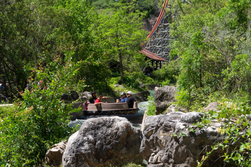 Gully Washer • Intamin Rapids Ride