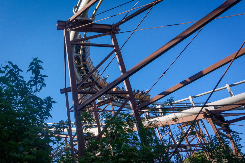 Road Runner Express • Arrow Mine Train