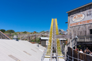 Road Runner Express • Arrow Mine Train