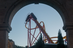 Wonder Woman Golden Lasso Coaster • RMC Raptor Track