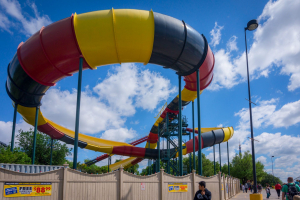 La Vibora • Intamin Swiss Bob