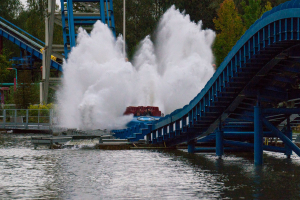 Pulsar • Mack Rides Power Splash