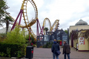 Cobra • Vekoma Boomerang