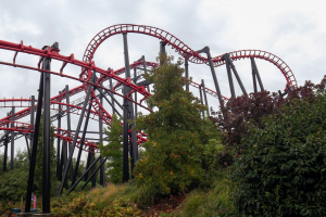 Vampire • Vekoma Suspended Looping Coaster