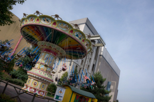 Wellenflug • Zamperla Flying Carousel